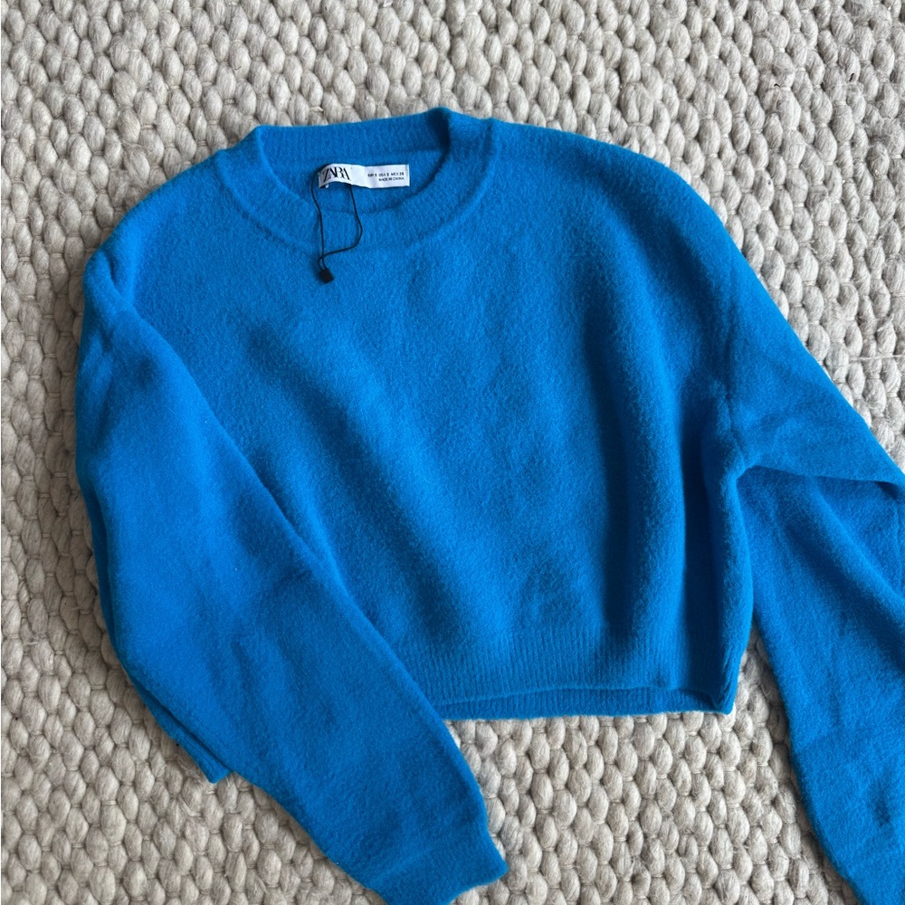 Zara Women's Cropped Blue Sweater